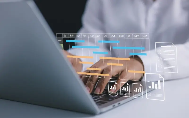 Instant bidding with real-time analytics