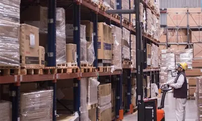 Retail auction platform for liquidation and excess inventory with intelligent pricing